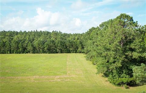 1126 River Oaks Rd, Brunswick, GA 31523