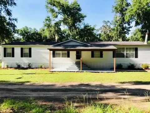 159 Faye Dr, Midway, GA 31320
