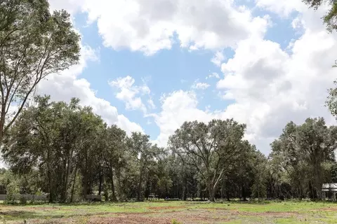 5519 Tara Rd, Waycross, GA 31503