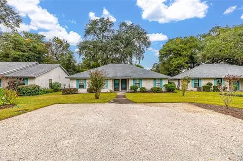 233 Island Dr, Saint Simons Island, GA 31522