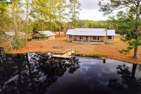 1224 Clifford Loop, Blackshear, GA 31516 photo 1