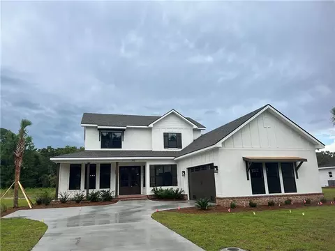 162 Robertson Cir, Saint Simons Island, GA 31522