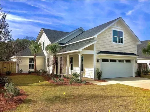 510 Conservation Dr, Saint Simons Island, GA 31522