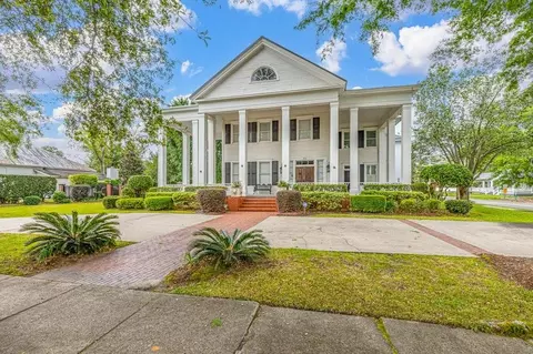 312 E Cherry St E, Jesup, GA 31546