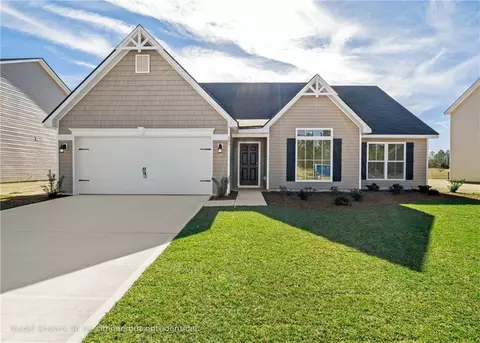 267 Chestnut Dr, Brunswick, GA 31523