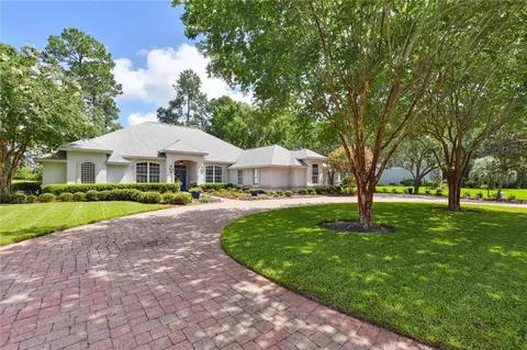 206 Osprey Cir, Saint Marys, GA 31558