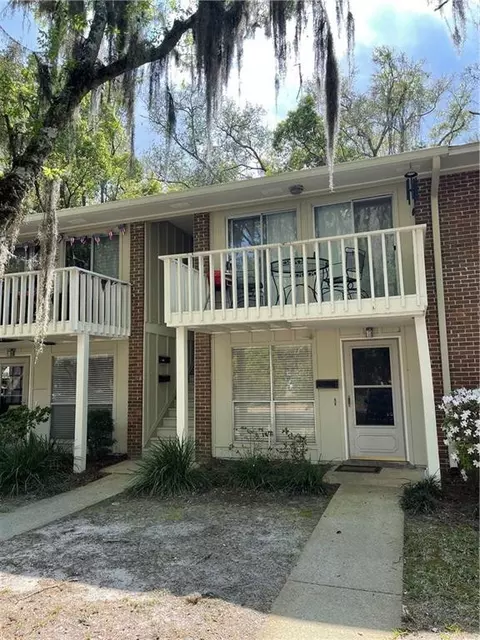 800 Mallery St #16, Saint Simons Island, GA 31522