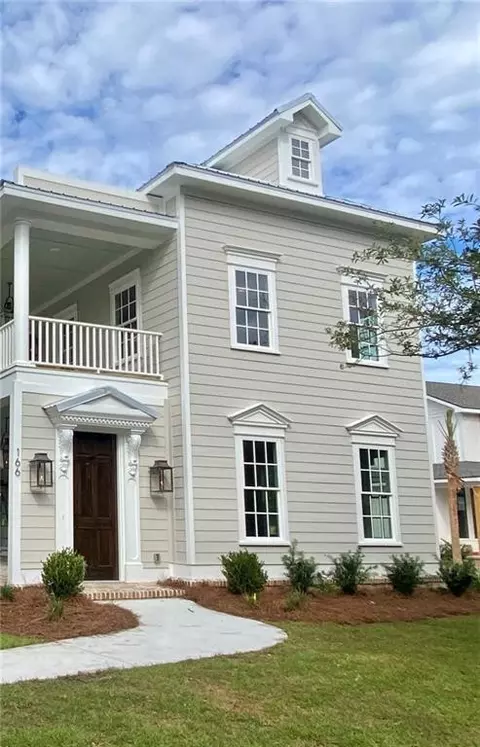 166 Robertson Cir, Saint Simons Island, GA 31522