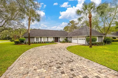 320 Wymberly Rd, Saint Simons Island, GA 31522