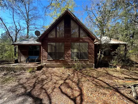 1368 SW Hunt Rd, Townsend, GA 31331