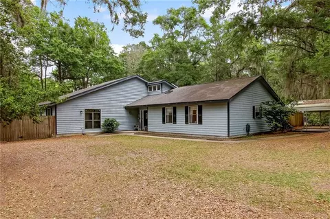 35 Live Oak Ln, Saint Marys, GA 31558