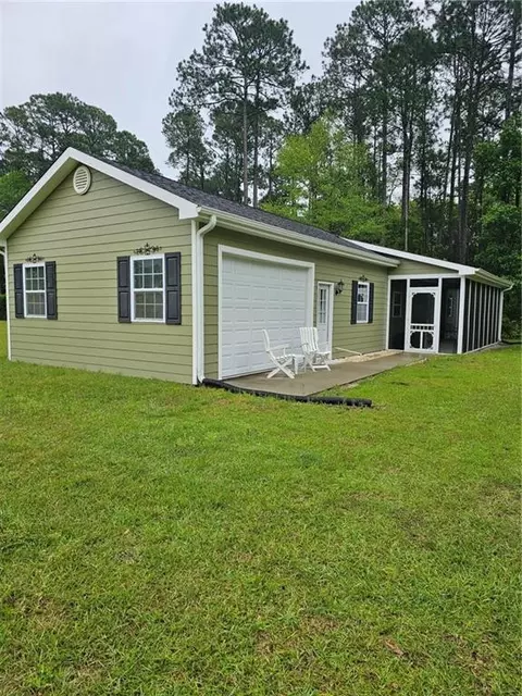 1050 NE Polson Cir, Shellman Bluff, GA 31331