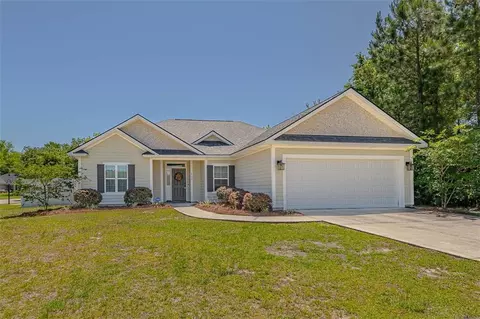 222 Majestic Oaks Dr, Brunswick, GA 31523