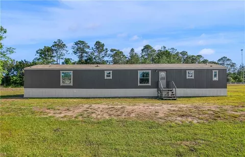 1062 Speckled Trout Cir NE, Townsend, GA 31331