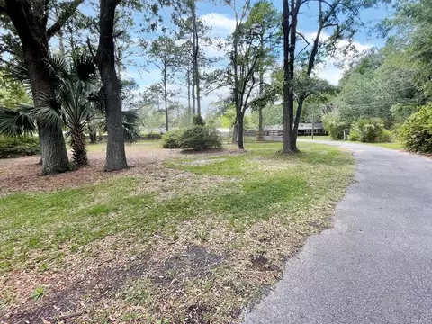 3420 Trout St, Brunswick, GA 31520