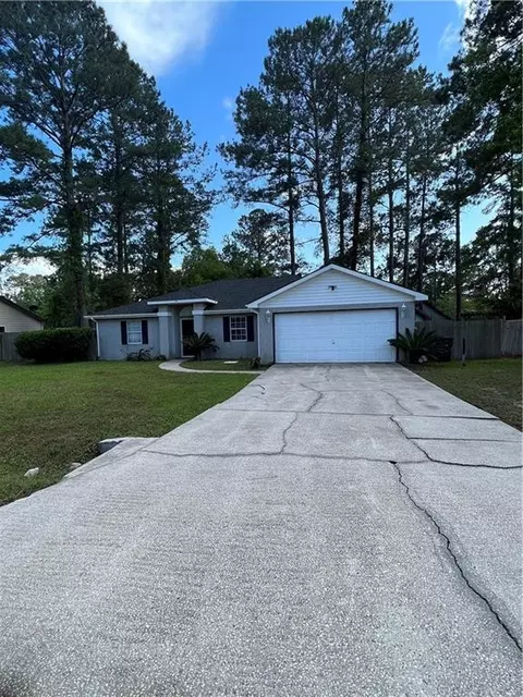 203 Ridgemont Ct, Kingsland, GA 31548