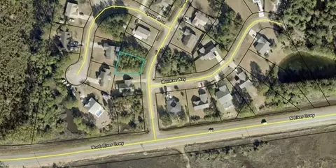 41 Dolphin Dr, Saint Marys, GA 31558