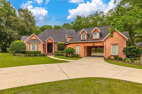 303 Winding Trl, Brunswick, GA 31523