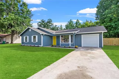 203 Woodlawn Rd, Saint Marys, GA 31558