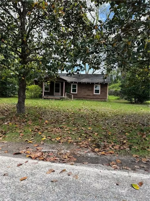 62 Dude Cir, Nahunta, GA 31553
