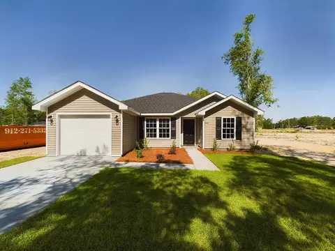 1074 Spring Grove Rd, Jesup, GA 31545