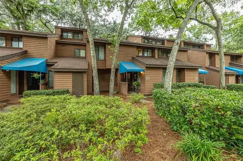 902 Wimbledon Dr, Saint Simons Island, GA 31522
