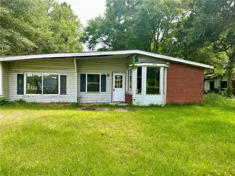 3017 Albany Ave, Waycross, GA 31503