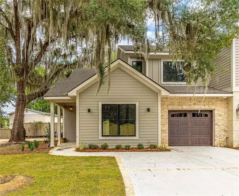 119 Fifty Oaks Ln, Saint Simons Island, GA 31522