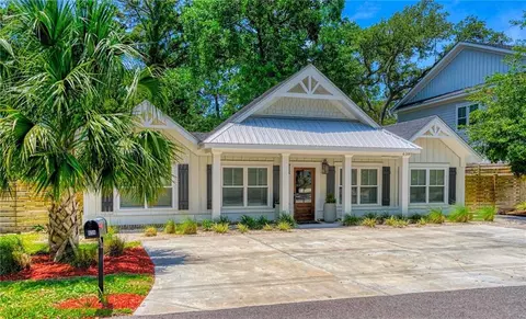 638 Johnson Rd, Saint Simons Island, GA 31522