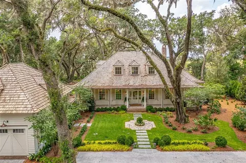 16 Somerset Trce, Saint Simons Island, GA 31522