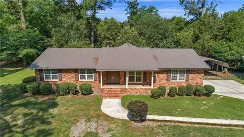 2415 Lejuene Rd, Waycross, GA 31501