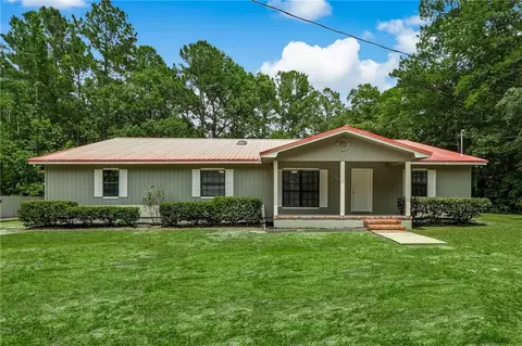 637 Kinlaw Rd, Woodbine, GA 31569