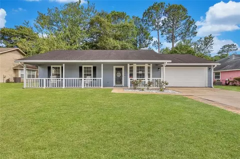 204 Mcqueen Cir, Saint Marys, GA 31558