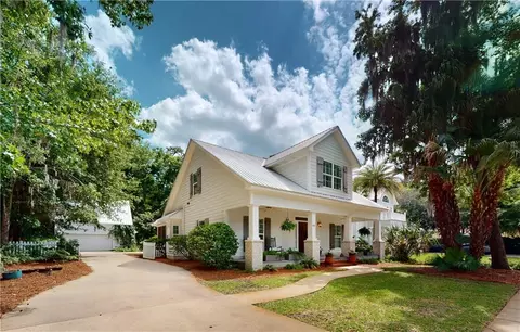 101 Carlisle Pl, Saint Simons Island, GA 31522