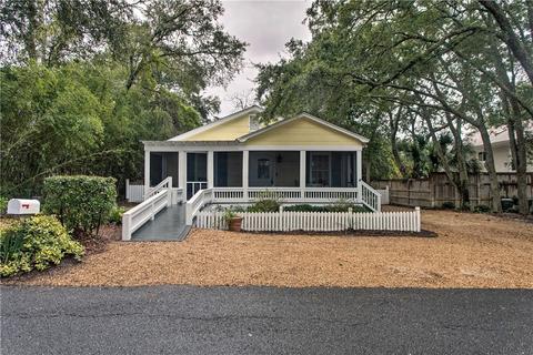 4315 8th St, Saint Simons Island, GA 31522