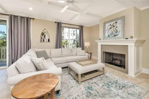 111 Gascoigne Ave #102, Saint Simons Island, GA 31522