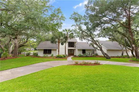 111 Driftwood Pl, Saint Simons Island, GA 31522