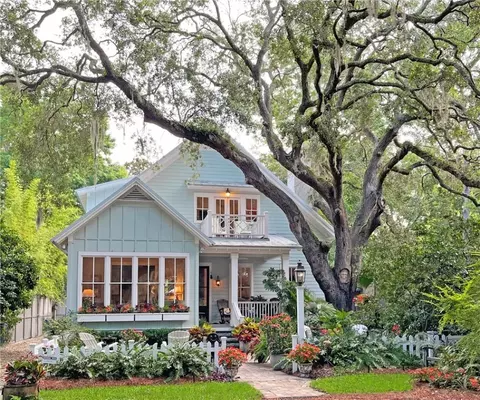557 Park Ave, Saint Simons Island, GA 31522