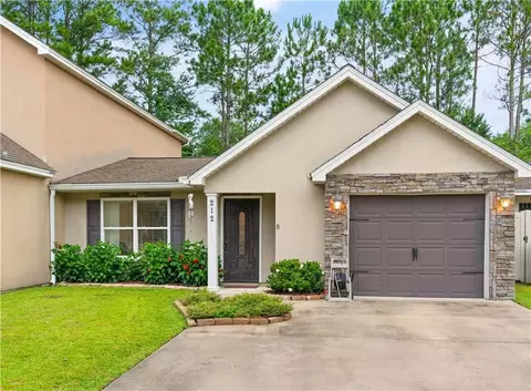 212 Crown Cir, Brunswick, GA 31525