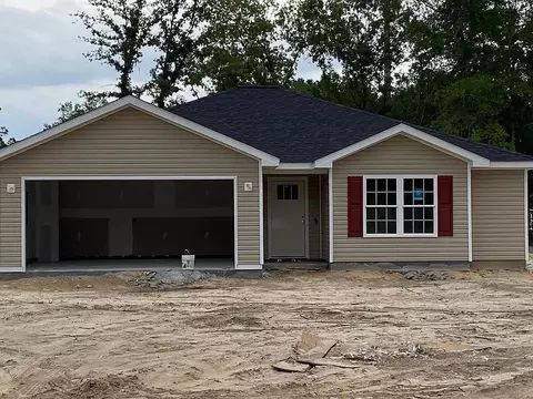 1116 Spring Grove Rd, Jesup, GA 31545