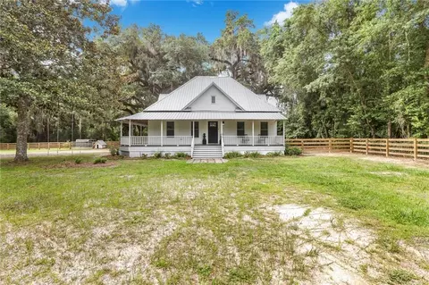 140 Joseph Wiggins Rd, Waynesville, GA 31566