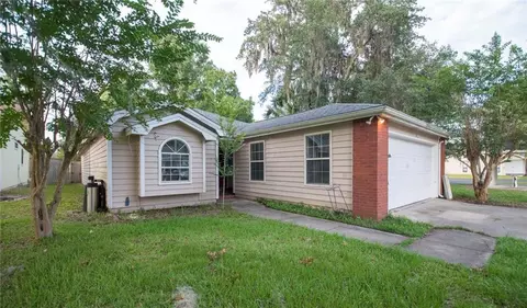 220 Cypress Dr, Kingsland, GA 31548