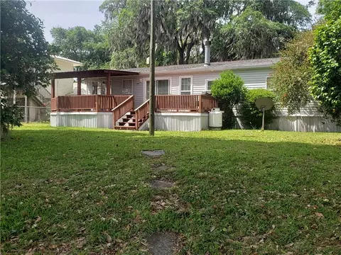 835 Hickory Bluff Dr, Waverly, GA 31565