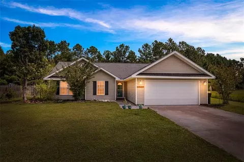 113 Haleys Place Dr, Brunswick, GA 31525
