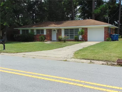 4842 Malabar Dr, Brunswick, GA 31520