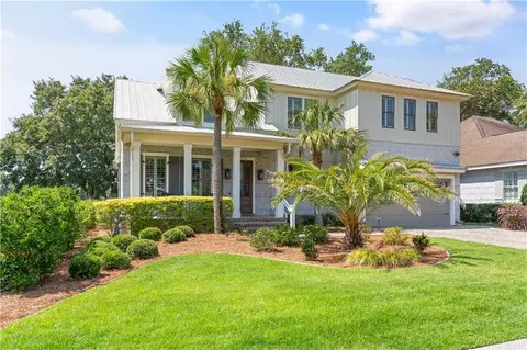123 Country Club Dr, Saint Simons Island, GA 31522