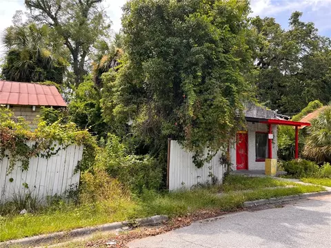 1907 Wolfe St, Brunswick, GA 31520