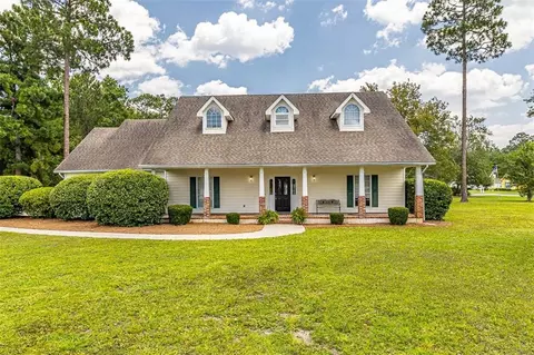 302 Edge Water Dr, Brunswick, GA 31525