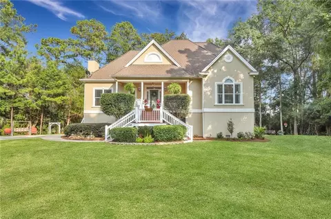 221 Stillwater Dr, Brunswick, GA 31525