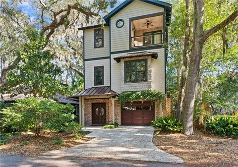 112 Florence St, Saint Simons Island, GA 31522